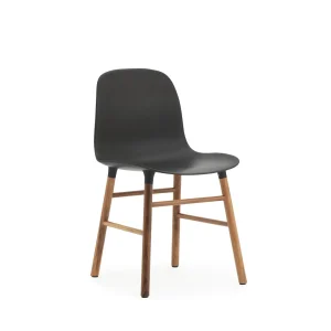 Silla Form Negra Patas Nogal